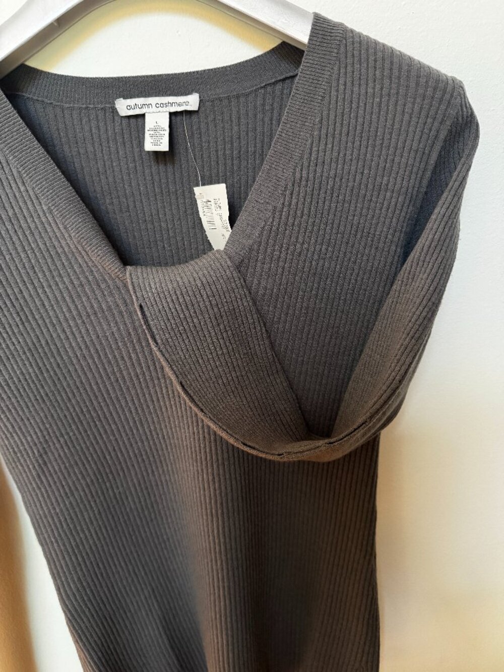 NWT Autumn Cashmere Ribbed V-Neck Sweater
